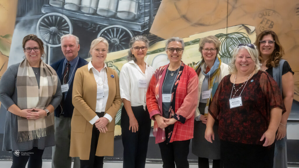 Présentateurs la journée de la relance = Louise Angers, Ward O'Connor, Carolyne Thibault, Maryse Bouvette, Yolaine Ruel, Isabelle O'Connor, Manon Latour